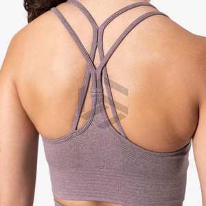Vente directe usine – Ensemble de yoga 2 pièces pour femme, taille haute unie, élastique, respirant, écologique, avec logo frontal, en Spandex/Polyester - Product Image 5