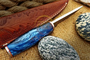 Couteau Puukko artisanal à lame fixe avec manche en bois, couteau de chasse, couteau de survie pour le camping en plein air, bushcraft, étui en cuir - Product Image 4