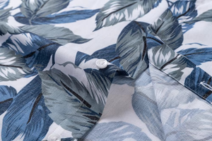 เสื้อฮาวายชาย พิมพ์ลายดอกไม้ แขนสั้น ติดกระดุม เสื้อลำลองสำหรับวันหยุดพักผ่อนริมชายหาด เสื้อฮาวายสำหรับผู้ชาย - Product Image 2