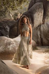 Falda Maxi Boho Fluida con Volantes a Precio de Mayoreo, Falda Larga de Algodón Orgánico para Mujer, Ligera y Transpirable, Falda de Verano - Product Image 3