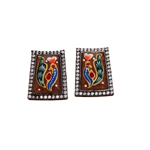 Pendientes de latón chapado en plata antigua con engaste geométrico de corte Asscher, diseño tradicional y moderno, con arte Minakari pintado a mano. - Product Image 5