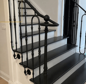Barandilla de Hierro Elegante con Acabado Metálico Decorativo para Escaleras, Balcones, Jardines y Espacios Residenciales y Comerciales Modernos - Product Image 6