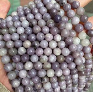ลูกปัดพลอยลาพิโดไลต์สีม่วงธรรมชาติทรงกลมเรียบเนียน สำหรับทำเครื่องประดับ ขายส่ง - Product Image 2
