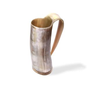 Jarra de Cuerno Vikinga Hecha a Mano de Primera Calidad, Jarra de Cerveza de Cuerno de Búfalo Natural con Base de Madera Resistente, Disponible a Precio de Exportación - Product Image 1