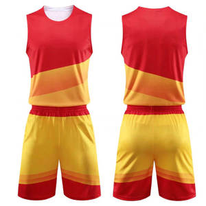 Dernier style, uniforme de basketball respirant imprimé sans manches, toutes couleurs, conception de logo personnalisé, ensemble de vêtements de sport en gros pour équipes, personnalisable - Product Image 1