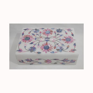 Boîtes de rangement pour bijoux en marbre blanc de la plus belle qualité et finition la plus raffinée, avec incrustations de nacre bleue et motifs floraux, pour le Ramadan. - Product Image 6