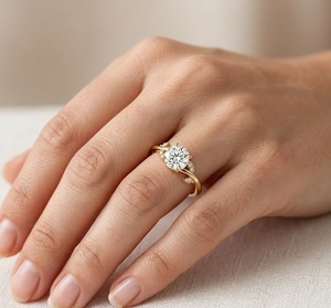 Anillo de compromiso de oro puro de 14K/18K con diamante cultivado en laboratorio de 1.12 quilates, color D VVS1, diseño floral de hoja redonda, anillo de boda. - Product Image 3