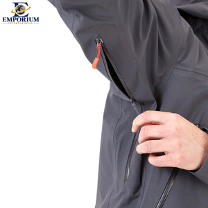Veste imperméable légère avec capuche, design tendance, facile à porter, idéale pour la randonnée, la course à pied et les voyages. - Product Image 4