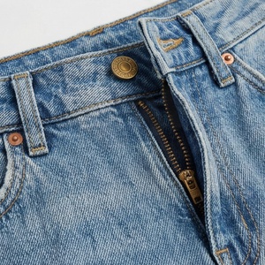 Shorts de Mezclilla Cómodos de Cintura Baja para Mujer, Personalizados, Desgastados, Casuales, a la Moda, con Estilo, para el Verano - Product Image 4