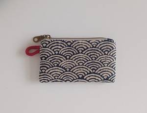 Mini pochette zippée et porte-monnaie perlé style classique, couleur et taille personnalisables, indigo - Product Image 1