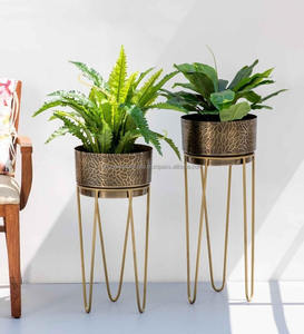 Elegante maceta de metal de la India, duradera y elegante para jardines modernos, estilo náutico, hierro tallado, decoración del hogar - Product Image 3