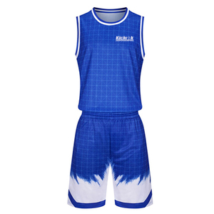 ชุดบาสเก็ตบอลคุณภาพสูง ผลิตจากโพลีเอสเตอร์ ระบายอากาศได้ดี ออกแบบมาเพื่อการฝึกซ้อมกีฬาแบบทีม การแข่งขัน และการเล่นในลีก - Product Image 1