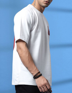 เสื้อยืดพิมพ์ลาย DTF พรีเมียมสำหรับผู้ชาย เสื้อยืดผ้าฝ้ายลายกราฟิกสั่งทำได้ ผู้ผลิตจำนวนมาก เนื้อผ้าระบายอากาศและนุ่มสบาย รับผลิตแบบ OEM และ ODM - Product Image 3