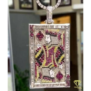 Pendentif de carte fait main avec un design de bijoux hip-hop de luxe et une finition de haute qualité - Product Image 5