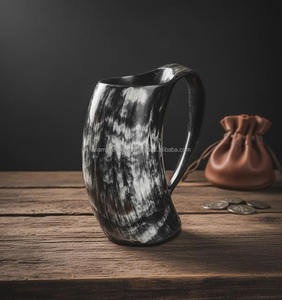 Taza Tradicional Hecha a Mano de Cuerno de Búfalo |   Copa para Beber de la Fiesta Vikinga - Product Image 2