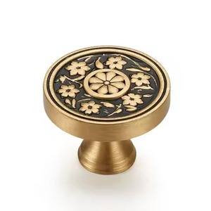 Poignées de porte en métal contemporaines, poignée de porte décorative, quincaillerie robuste pour l'intérieur et l'extérieur, décoration d'accentuation pour la maison - Product Image 1