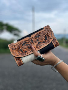 Pochette en cuir repoussé à la main à la mode Style occidental carte de crédit en cuir de vachette Long portefeuille portefeuilles de téléphone en cuir véritable de haute qualité - Product Image 2