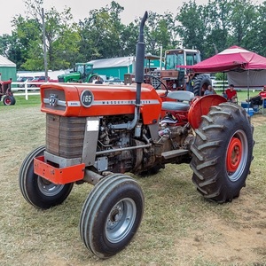 รถแทรกเตอร์ฟาร์มสีแดง Massey Ferguson 165 ขนาด 65 แรงม้า ขับเคลื่อน 4 ล้อ ระบบเกียร์ สำหรับเครื่องยนต์ดีเซล ชิ้นส่วนหลักประสิทธิภาพสูง ขายส่ง - Product Image 4