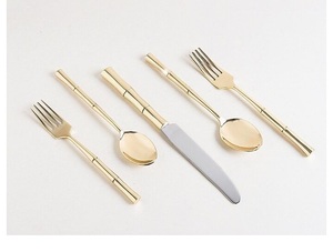 Ensemble de couverts classiques en acier inoxydable avec finition polie, cuillère, fourchette, couteau pour la maison, l'hôtel, le restaurant, la table à manger - Product Image 6