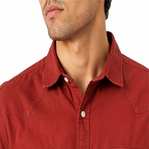 Camisa de mezclilla para hombre, personalizada, informal, de manga larga, estilo clásico con cuello, cómoda, de corte regular, con cierre frontal de botones. - Product Image 4