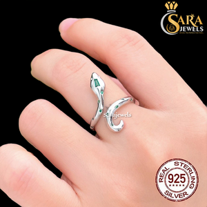 Anillo de Plata 925 con Baño de Plata, Diseño de Serpiente con Corte Esmeralda, Piedra Verde, Alta Demanda, Unisex, Glamuroso, Precio de Exportación - Product Image 3
