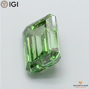Diamant de 2,00 carats, taille émeraude, couleur vert vif fantaisie, clarté VS2, certifié IGI, cultivé en laboratoire CVD, pour sertissage de bague solitaire - Product Image 6