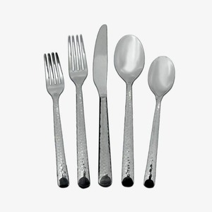 Ensemble de couverts pour enfants en acier inoxydable, écologiques et durables, avec couteau, fourchette et cuillère à dessert italiens, en provenance de l'Uttar Pradesh - Product Image 1