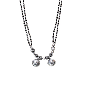 Collier en argent sterling avec pendentif en coquille de perle naturelle, collier à la mode pour femmes, design classique et unique, cadeaux de fiançailles, de mariage et d'anniversaire - Product Image 1