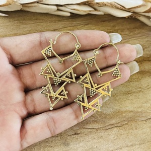 Pendientes de Aro Geométricos Bohemios de Diseño Exclusivo, Chapados en Oro, Joyería Tribal de Latón para Mujer, Acabado de Latón Antiguo, Venta al por Mayor para Fiestas Étnicas - Product Image 5