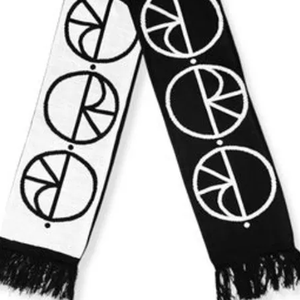 Ensemble Premium Écharpe Longue Bicolore en Acrylique Tricotée, Bonnet et Gants – Accessoire Hiver Streetwear avec Pompons – Idéal pour Sororités, Sœurs, Équipement Scolaire - Product Image 3