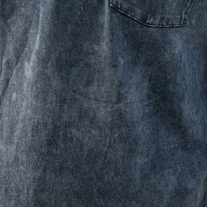 Camiseta cómoda de primera calidad con lavado ácido, textura suave y material transpirable para un estilo casual diario. - Product Image 5