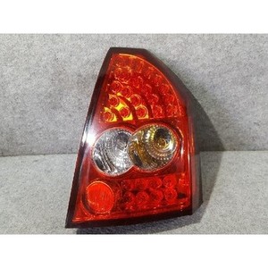 300 Luces Traseras Usadas Derechas CH3C03 - Product Image 1