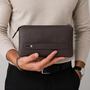 Bolso de Mano Táctico de Cuero de Lujo de Alta Calidad, Costuras Elegantes, Construcción Artesanal Premium, Diseño Unisex - Product Image 1