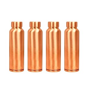 Bouteille d'eau en cuivre au design simple, très demandée, finition antique avec bouchon anti-fuite pour usage quotidien, disponible à la vente - Product Image 5