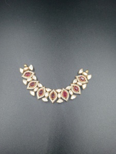 Collar Gargantilla Vintage Chapado en Oro con Doble Zirconia Verde, Diseño Floral de Lujo para Mujer, Joyería de Compromiso con Diamante de Corte Marquesa en Bisel - Product Image 5