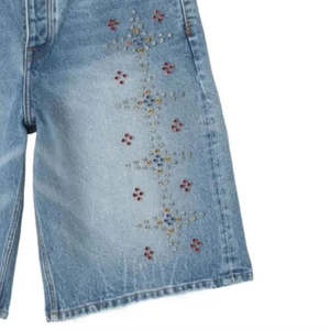 Shorts en jean pour hommes de qualité supérieure, coupe classique, avec logo, design vintage délavé et strass, vente en gros - Product Image 6