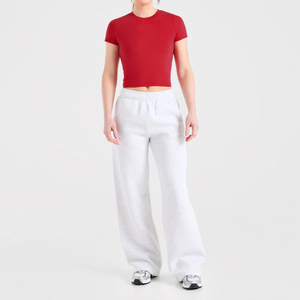 Nueva Llegada, Camiseta Casual de Jersey Sólido Roja de Manga Corta para Mujer, con Logotipo Personalizado al por Mayor, Corte Ajustado, Transpirable, para Primavera/Verano - Product Image 2