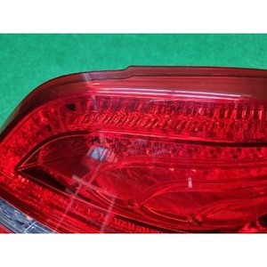 Luz Trasera Derecha Usada Equus 924023N000 - Product Image 6