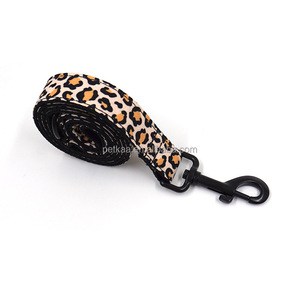 Accesorios Premium para mascotas <span class=keywords><strong>Collar</strong></span> de perro Estampado de leopardo Hebilla de metal negro Patrón de leopardo <span class=keywords><strong>Collar</strong></span> de perro y juego de correa para tiendas de mascotas - Product Image 6