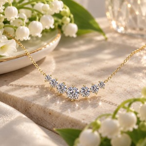 Collar de Diamantes Moissanite de Alta Calidad, Elegante Joyería con Colgante para Mujer, para Bodas, Compromisos, Ceremonias y Fiestas - Product Image 1