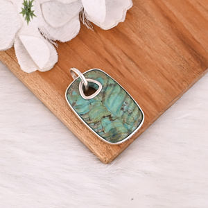 Pendentif en argent sterling 925 avec pierre précieuse turquoise sculptée, serti dans un cadre plaqué argent, tendance et élégant pour femmes - Product Image 3
