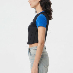 T-shirts courts confortables pour femmes, matière respirante, parfaits pour les tenues décontractées, la gym et les voyages. - Product Image 4