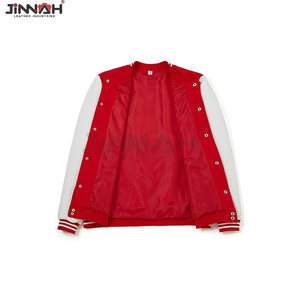 Chaqueta Varsity de Estilo Premium para Hombre y Prendas Personalizadas, Chaquetas Elegantes del Fabricante, Chaquetas Varsity con Logotipo Personalizado - Product Image 5