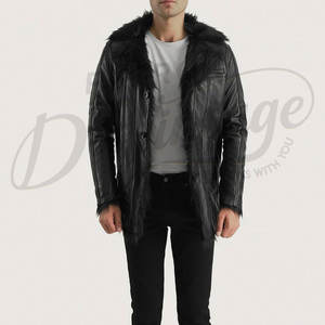 Abrigo de Cuero Negro para Hombre con Cuello de Piel Sintética, Chaqueta Larga Estilo Shearling para Invierno, Corte Entallado, Informal y Elegante - Product Image 3