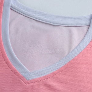 Ensemble de vêtements de sport pour le basketball haute performance avec tissu à séchage rapide et options de couleurs personnalisées pour les équipes - Product Image 2