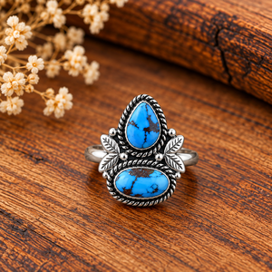 Bague artisanale Golden Hill en turquoise, double pierre poire ovale, style bohème western, bijou de créateur unique, bague tendance en pierres précieuses - Product Image 1