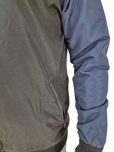 Veste coupe-vent en nylon bicolore de haute qualité en gros, avec logo personnalisé, fermeture éclair et doublure en mesh, veste coupe-vent personnalisée pour hommes - Product Image 4