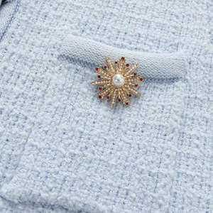 Elegante Vestido Polo de Golf y Tenis para Mujer - Bordes a Rayas en Contraste - Vestido Deportivo Transpirable de Verano con Logotipo Personalizado - Product Image 2