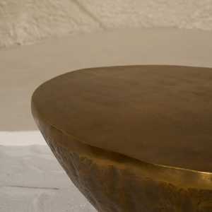 Mesa de Centro Redonda de Aluminio Hecha a Mano, Estilo Moderno y Contemporáneo, Acabado Duradero, Muebles para Sala de Estar - Product Image 2