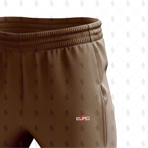 Ensembles de sport athlétiques légers 2 pièces personnalisés pour hommes – Tenues décontractées unies pour adultes – Vêtements de sport pour l'entraînement et la course à pied - Product Image 4